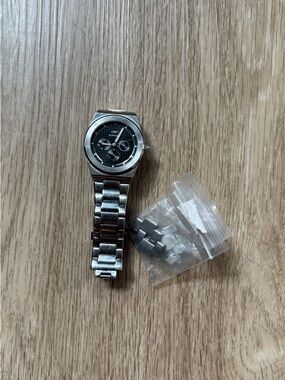 GLD Alpha Era watch